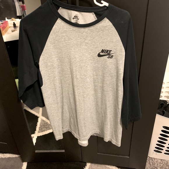 nike sb baseball tee